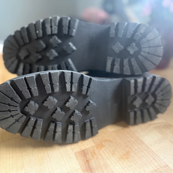 Dream Pairs Black Chelsea Ankle Boots - Picture 4 of 8